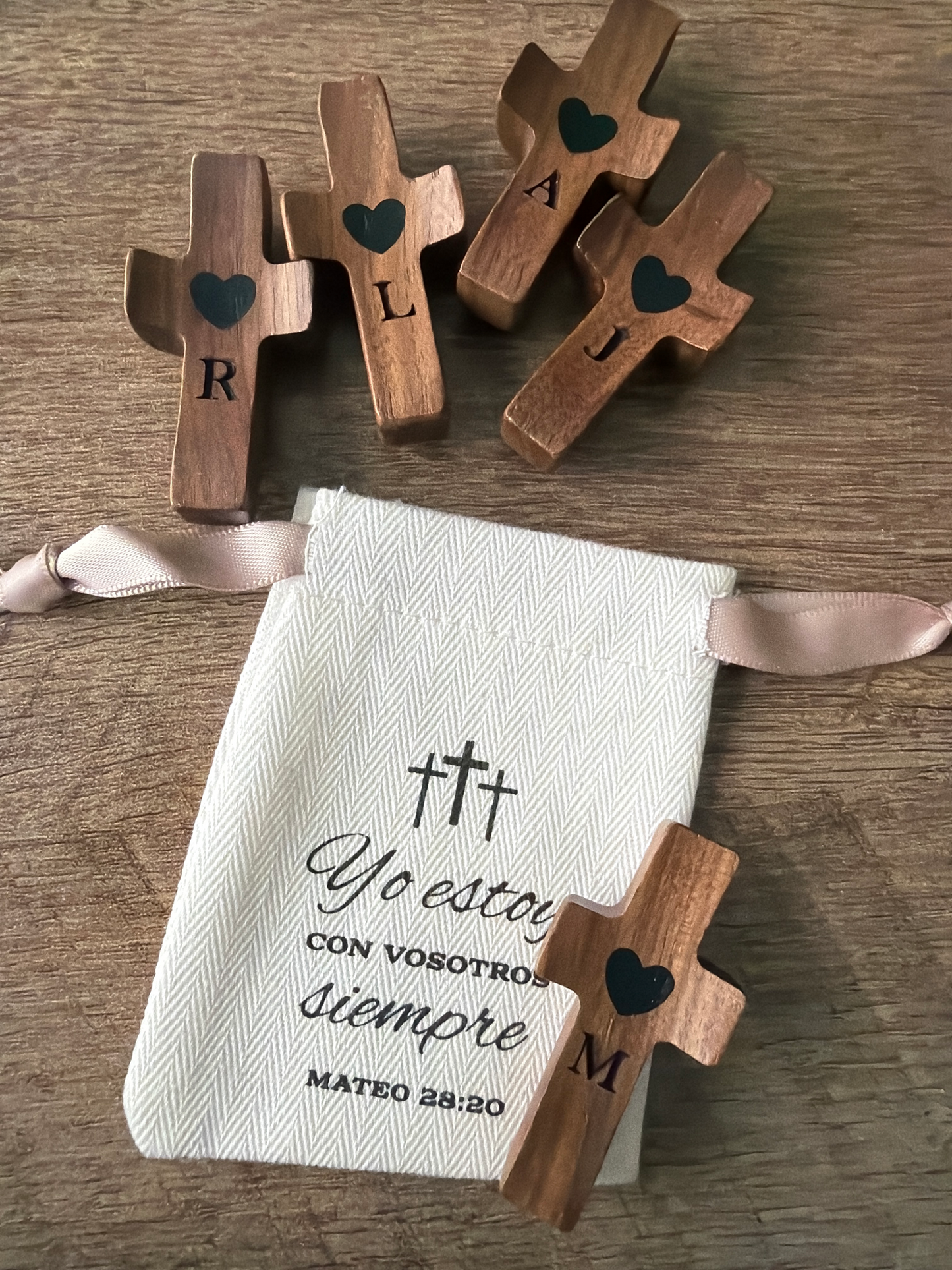Cruces de Madera Personalizadas en Pack | Para regalar y compartir