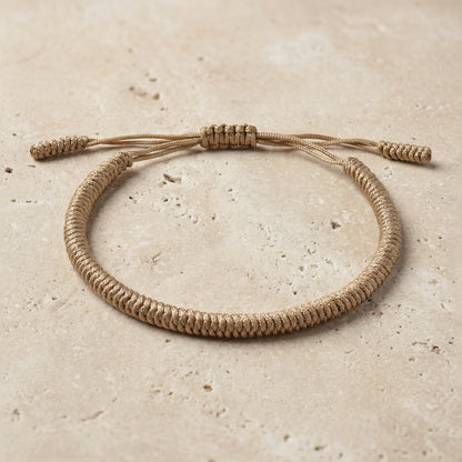 Pulsera Budista de Nudos Hecha a Mano | Protección, Suerte y Energía